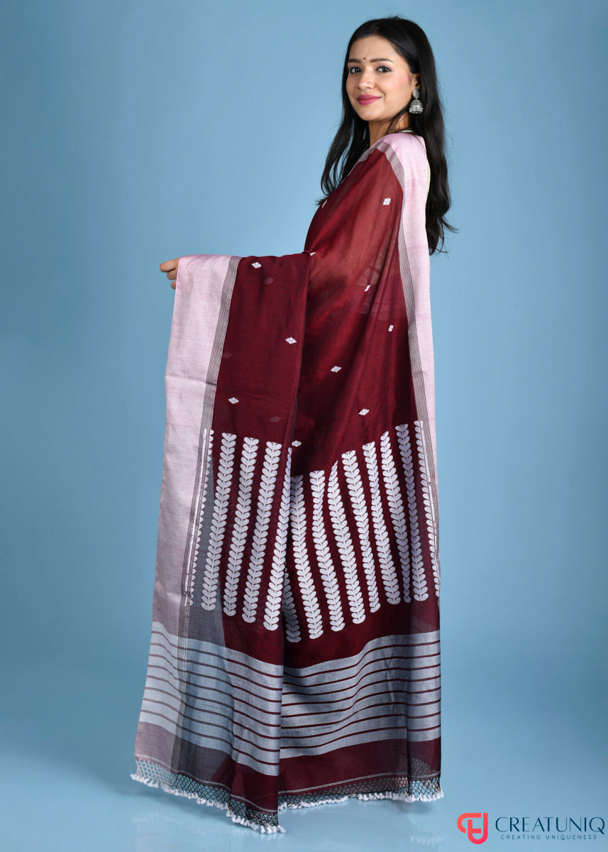 Handwoven Pure Cotton Saree with White Border and Blooming Floral Pallu - Maroon