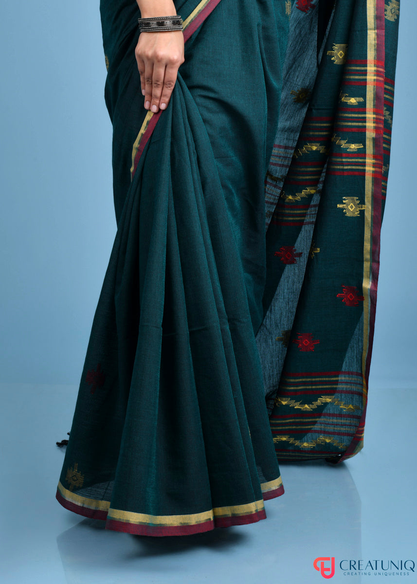 Red Border Handloom Pure Cotton Saree with Zigzag Motif – Green