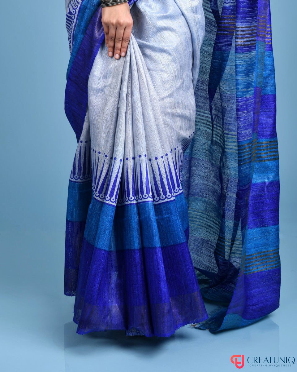 Exquisite Handwoven Pure Silk Saree with Intricate Patterns - Dual Blue